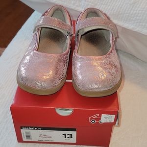 Metallic Pink Dress Shoes